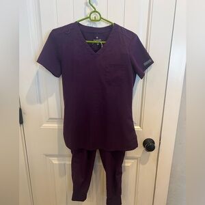 Medcoutoure Purple Jogger Scrub Set -XS